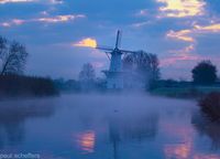 mist bij molen de vlinder